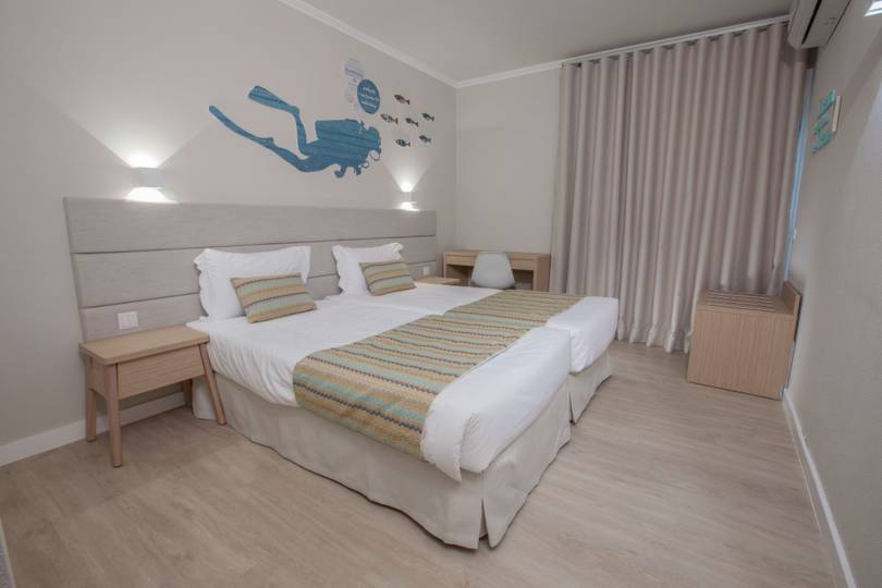 One bedroom pool view apartment Vitor's Plaza Alvor One bedroom pool view apartment Vitor's Plaza Alvor