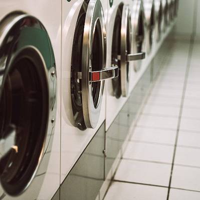Self laundry service Vitor's Plaza Alvor Self laundry service Vitor's Plaza Alvor